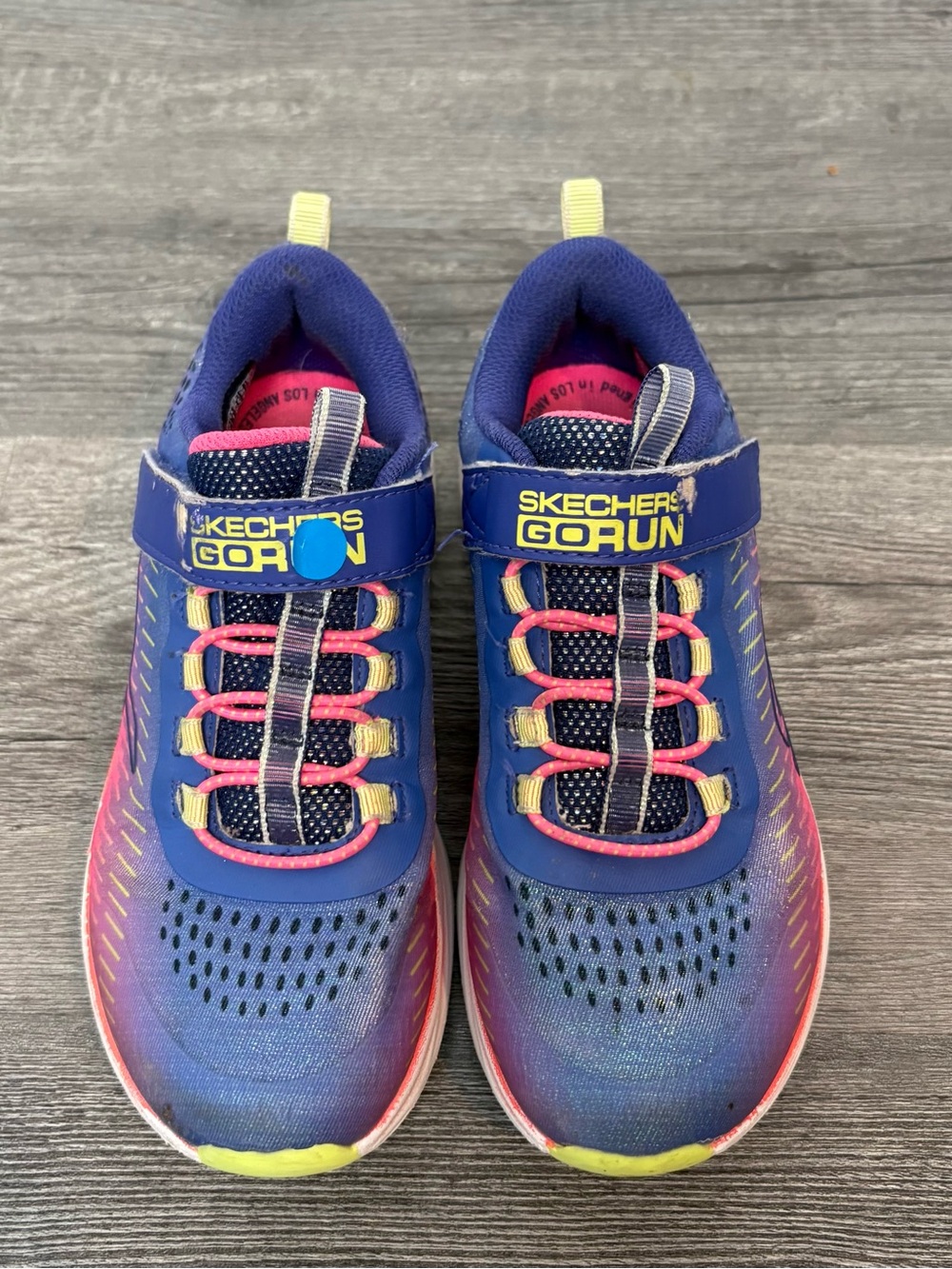 Skechers Kids' Navy and Pink Athletic Shoes Big Kid Size 2